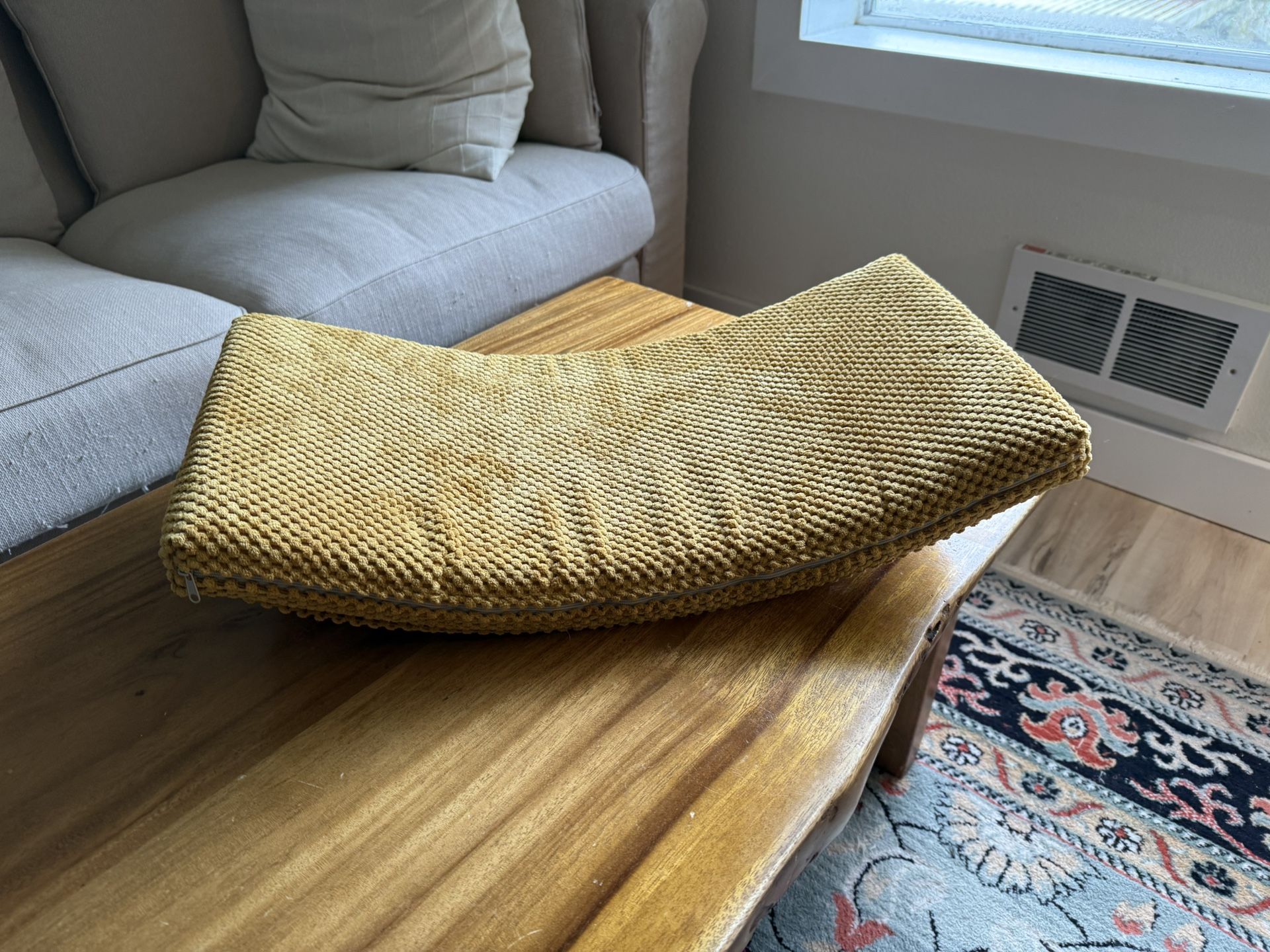 Wall Mounted Cat Bed
