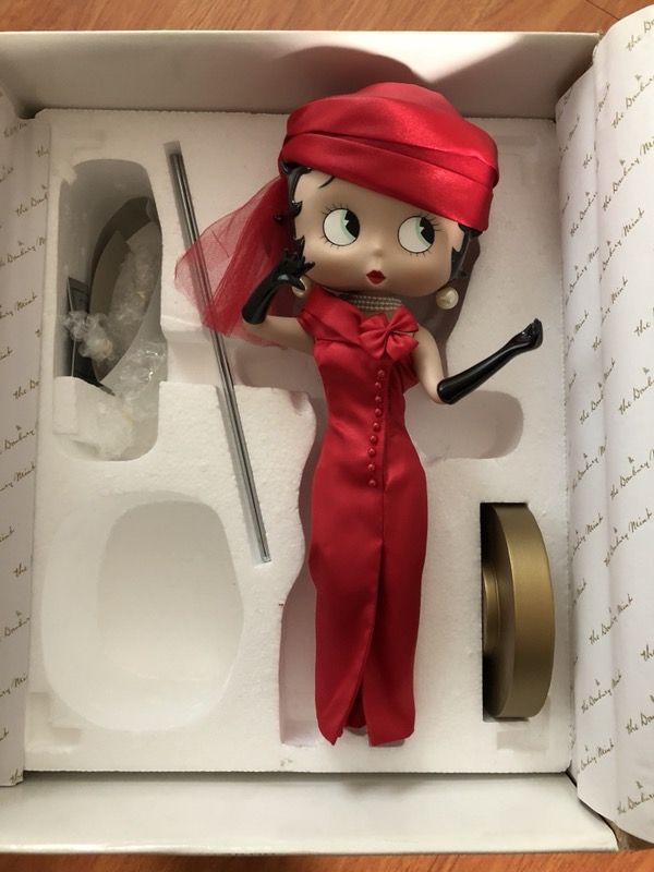 Betty Boop Doll “Unforgettable” Danbury Mint (by Syd Hap)