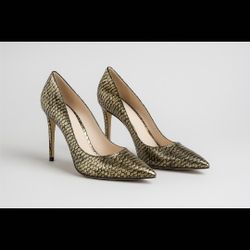 Vince C SHOES SIZE 8 $10