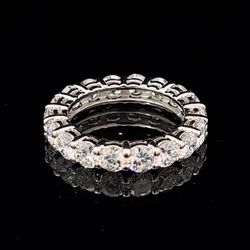 14k White Gold Diamond Band