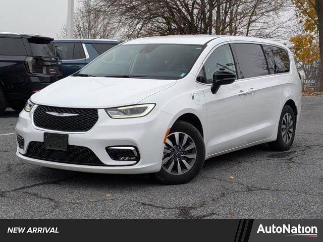 2024 Chrysler Pacifica Hybrid