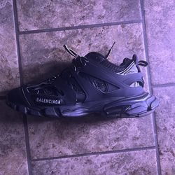 Balenciaga Tracks Size 9