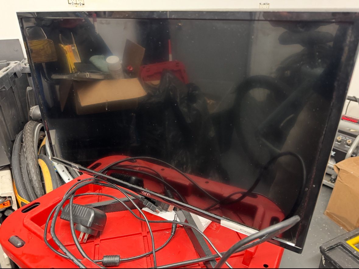 Onn 21.5” monitor. Power cable and HDMI cable included.