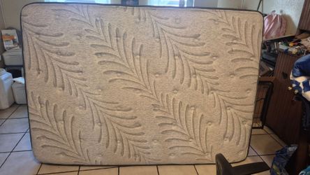 Full size Sealy Mattress