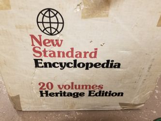 1993 New Standard Encyclopedia Heritage Edition. Leatherette Cover. New