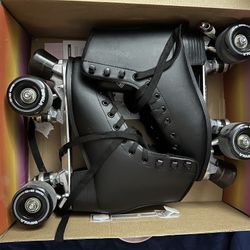 Women’s Roller Skates - Size 7 