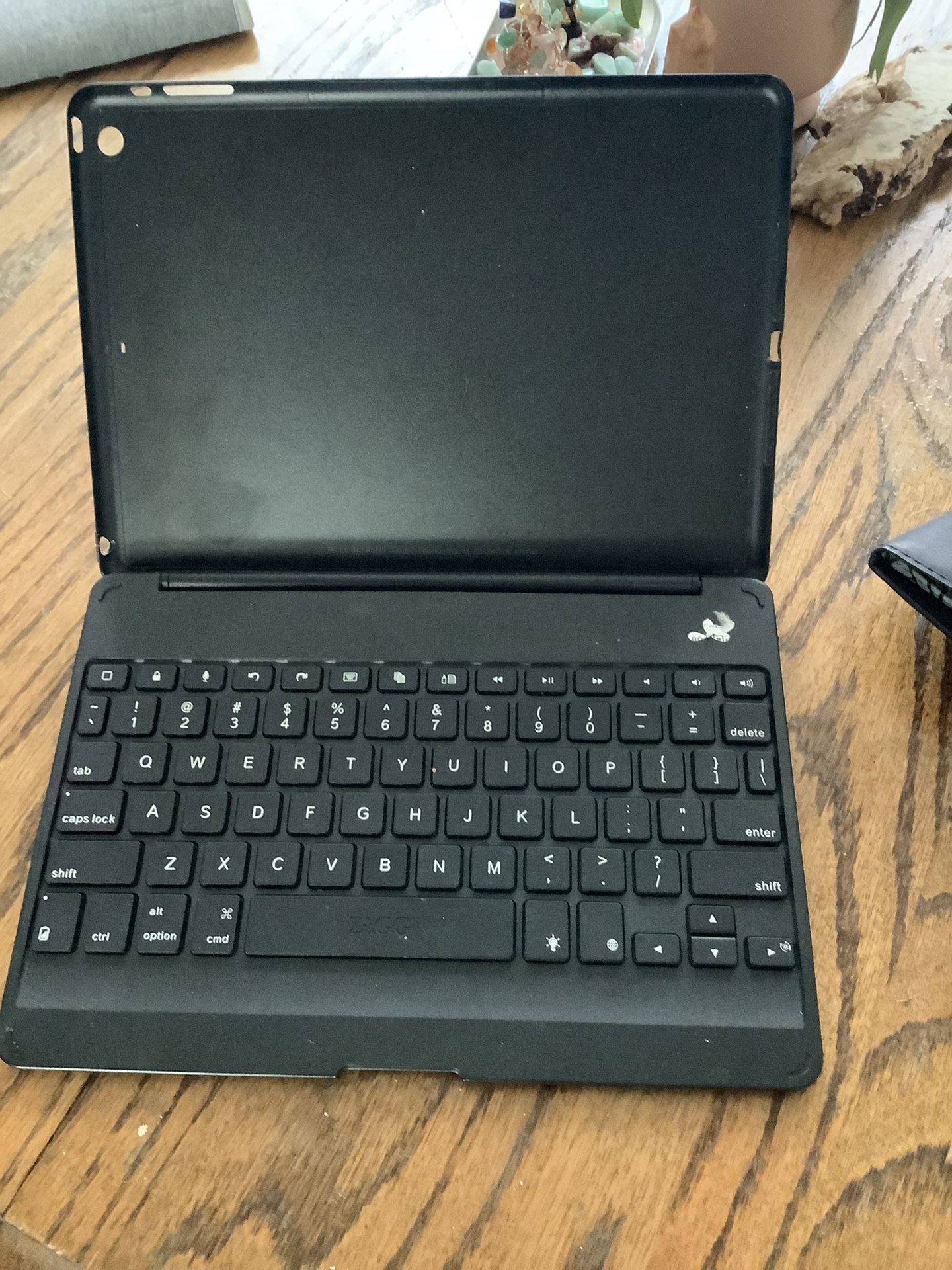 9 1/2 Inch Tablet Case With Bluetooth Keyboard
