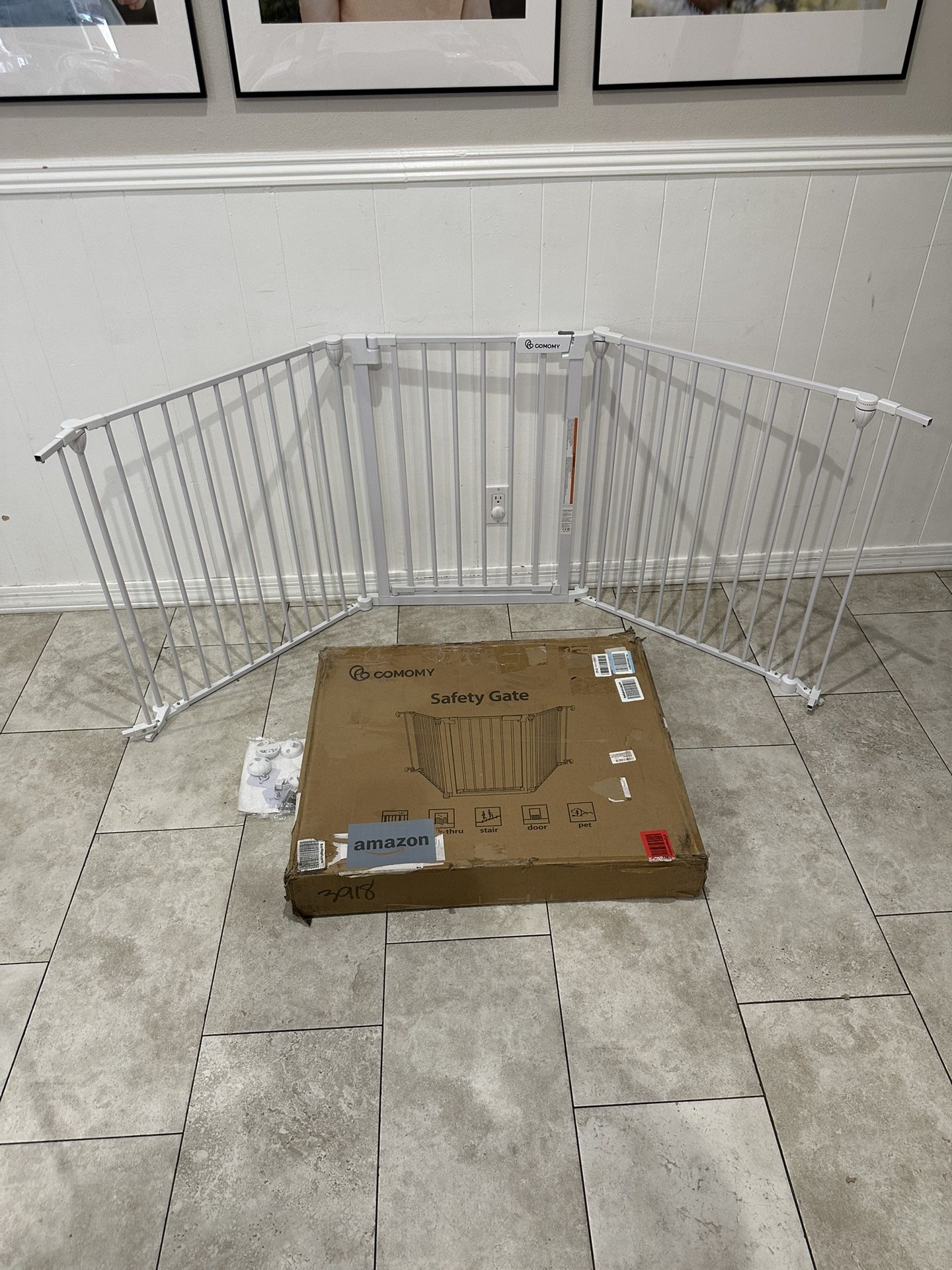 Extra Wide Pet Gate / Safety Gate - Fits Openings 33” - 80”