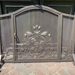 Plow & Hearth Fire Place Screen 