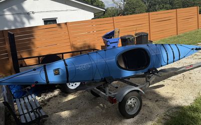 QCC 400XL Kevlar/fiberglass touring kayak