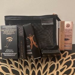 New Anastasia Beverly Hills eye set