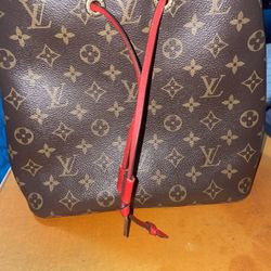 Louis Vuitton  Purse
