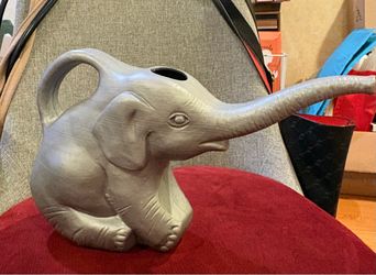 Pre Owned Gray Elephant Watering Can-7”x8”