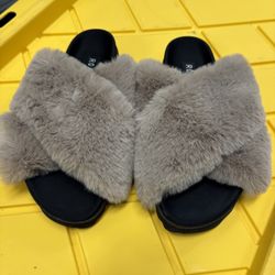  Roam Cloud Slippers - Khaki Colored 