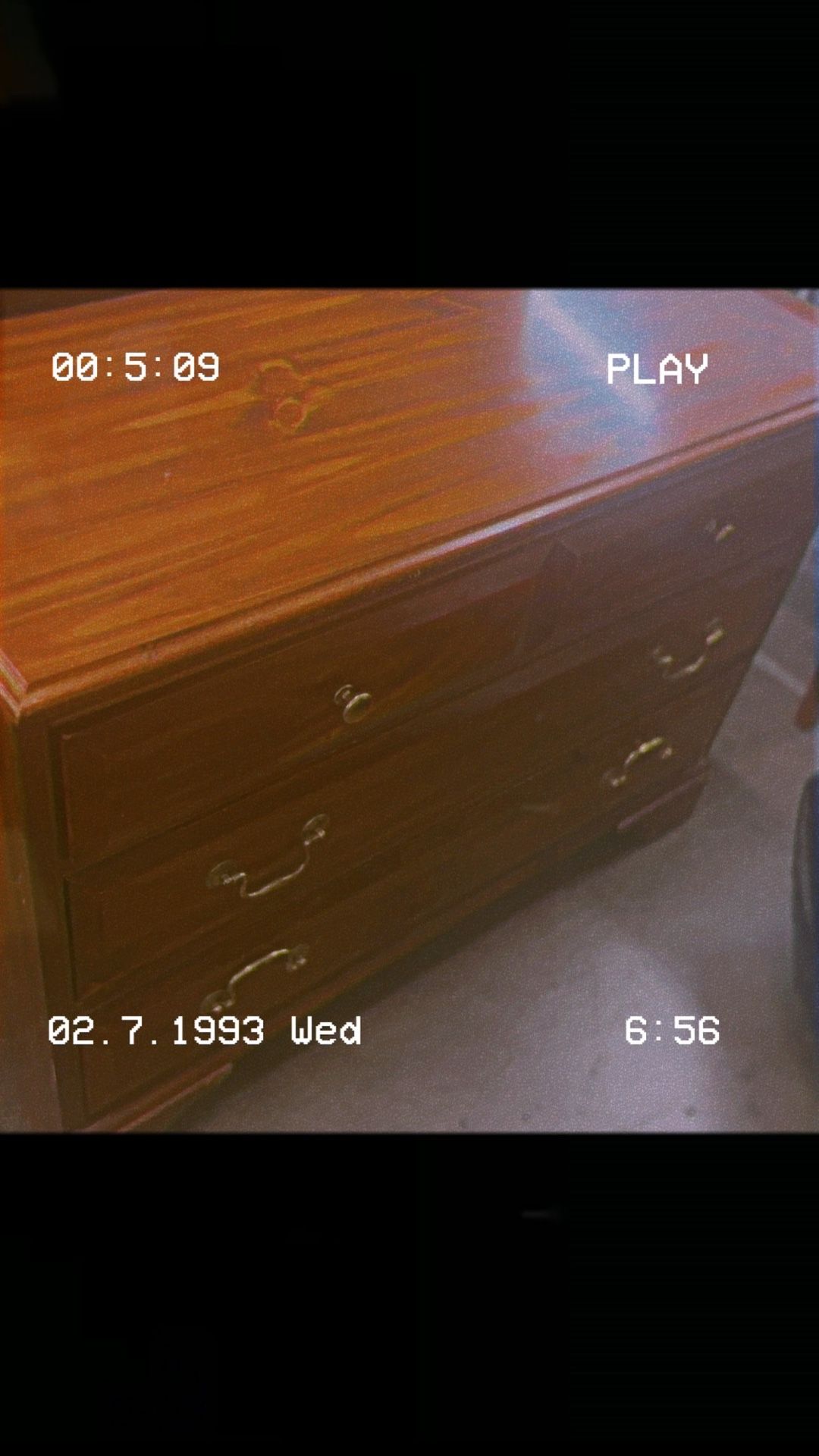 Small Wooden dresser