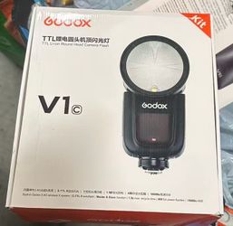 Godox V1 Camera Flash