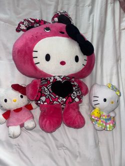 Hello kitty plushies