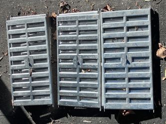 Lot of 7 brand new home sliding vents.