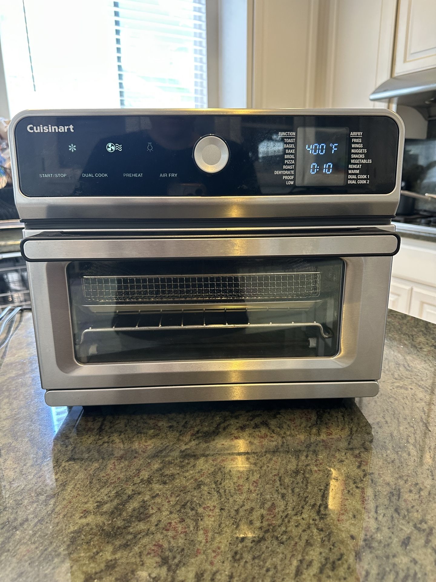 Like new Cuisinart Digital Convection Oven Air Fryer CTOA 130PC3