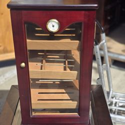 Cherry Wood Cigar Humidor Cabinet
w/ Hygrometer - Used