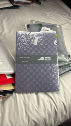 Apple MacBook case shell lot tempered glass screen protector resale