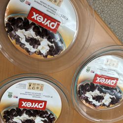 Pyrex Pie dish 