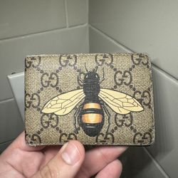 Bumble Bee Gucci Wallet