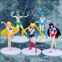 Sailor moon statues at Tampa mall in Temple Terrace