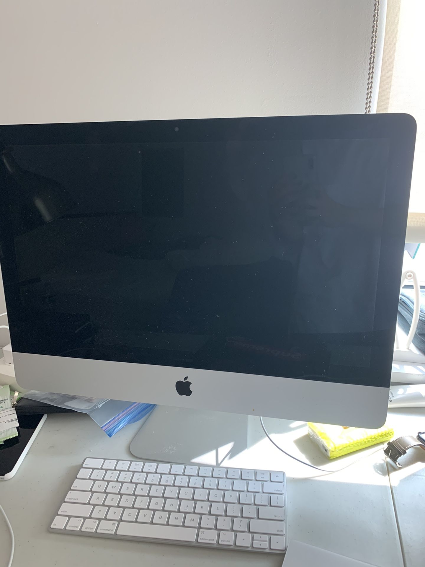 Apple iMac 21.5 inch 2019