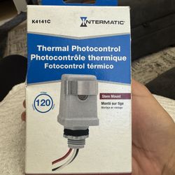 Intermatic 3000-Watt Stem Mount Thermal Photcontrol,