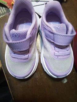Toddler shoes size 5