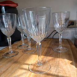 Wine glasses  - set of 6