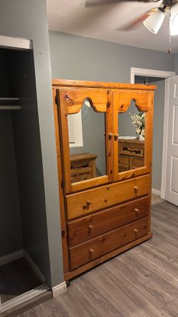 Dresser