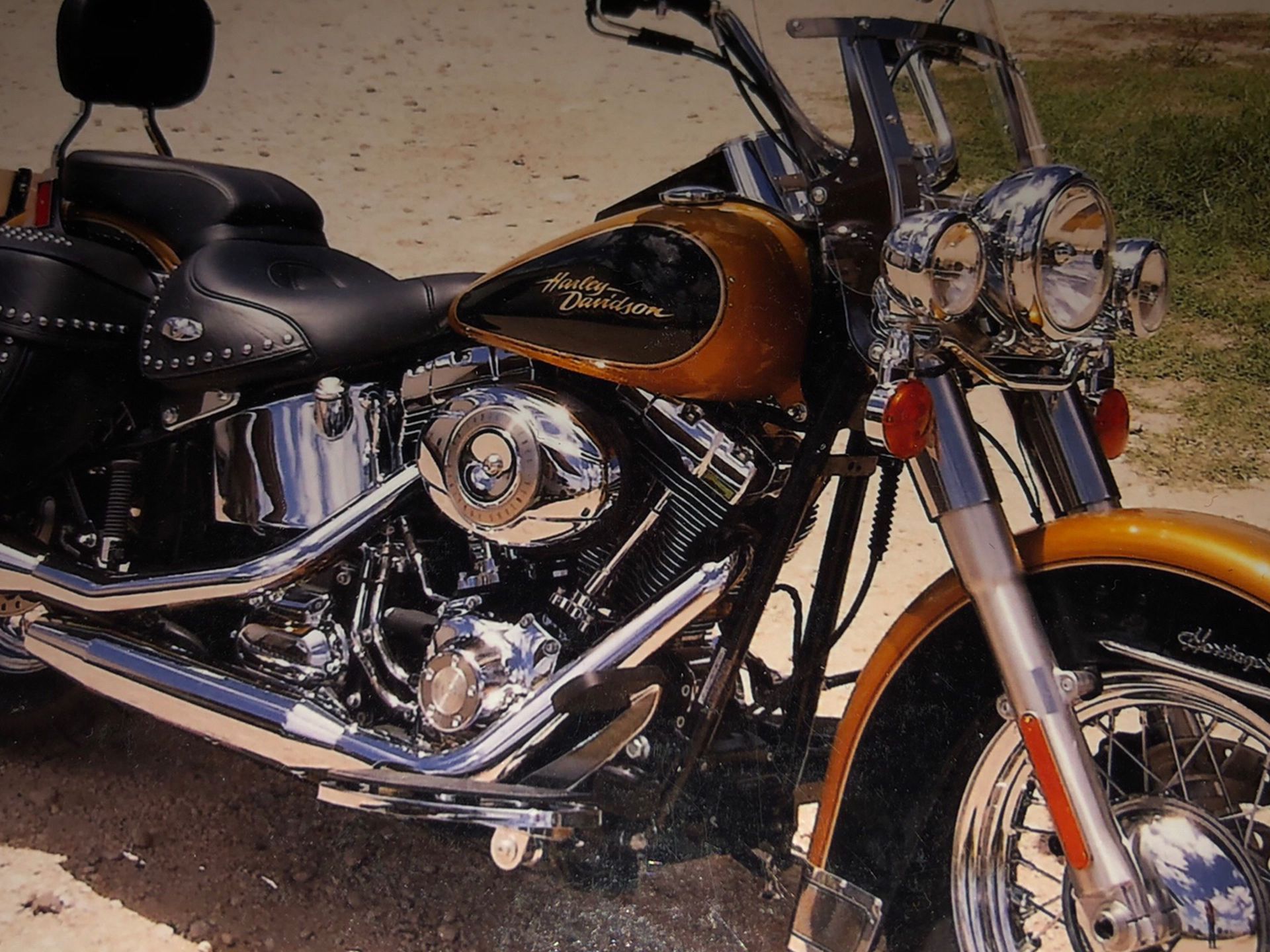 Photo 2008 Heritage Softail Harley , low miles , one owner
