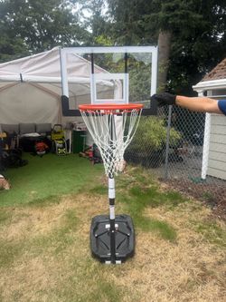 Portable Basketball Hoop. Still in great condition