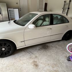 2003 Mercedes-Benz E-Class