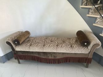 Love seat couch/bench