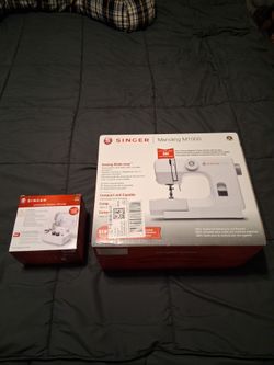 Singer Mending M1000 also includes Universal Bobbin Winder