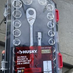 Husky Socket And Wrench Set 