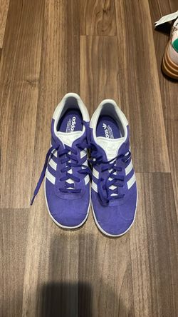 Adidas size 6 women