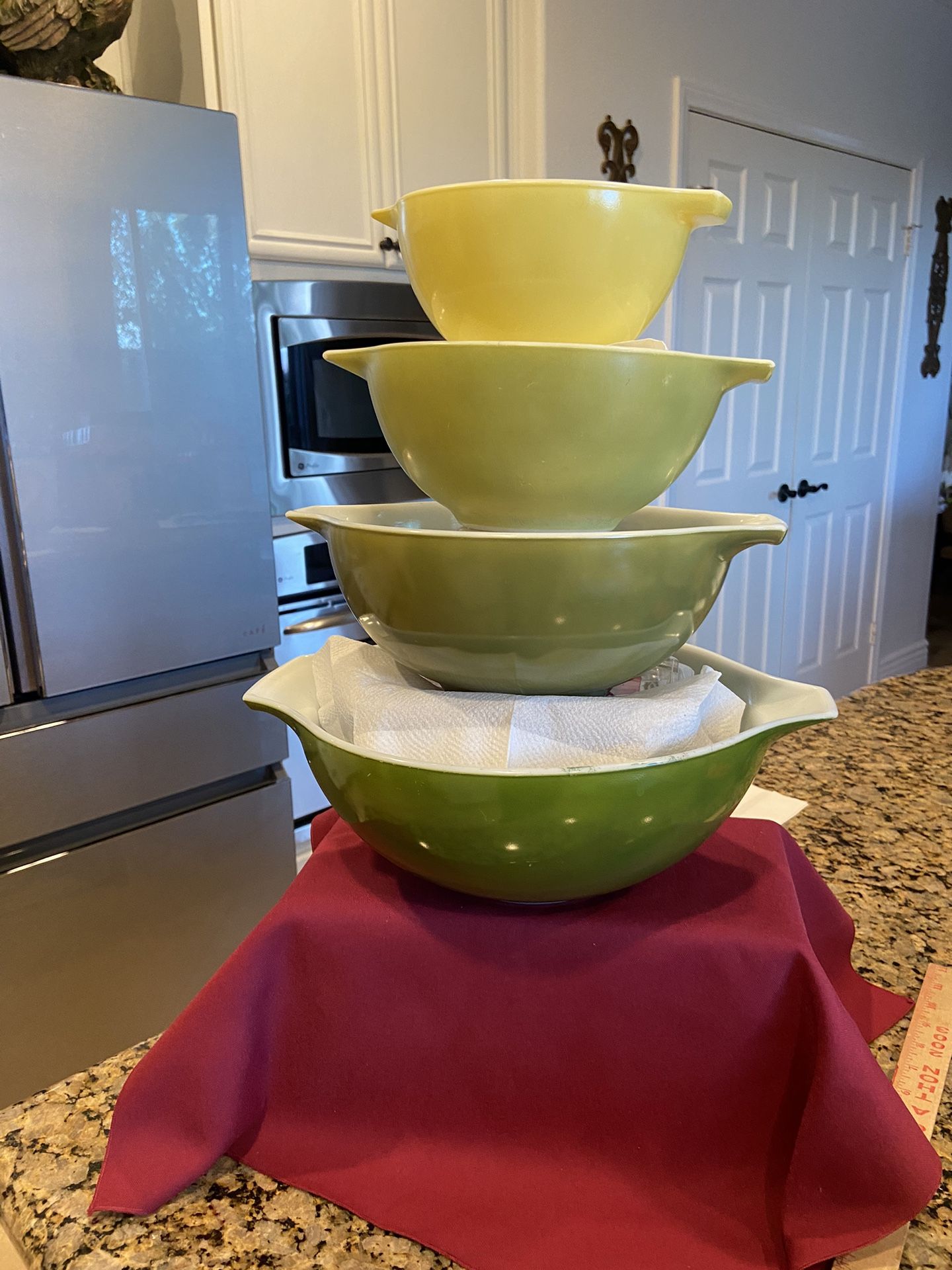 Vintage Pyrex Avocado Green Glass