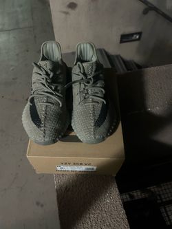 adidas Yeezy Boost 350 V2 'Granite' (Size 8 1/2)