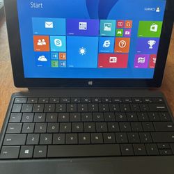 Microsoft Surface Pro 3 Quad Core 1.7GHz 2GB DDR3 32GB SSD Win RT 8.1