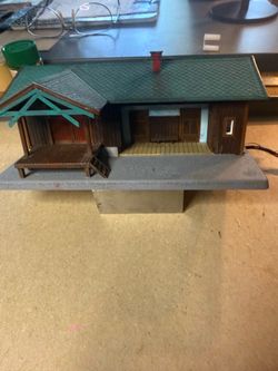 HO Old Train Station Model