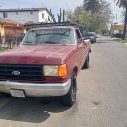 Una Ford 150 En Buenas Condiciones El Precio Es Un $2000