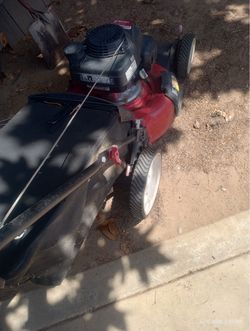 Lawn mower 200$