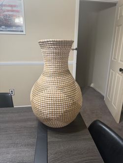 Woven Seagrass Vase