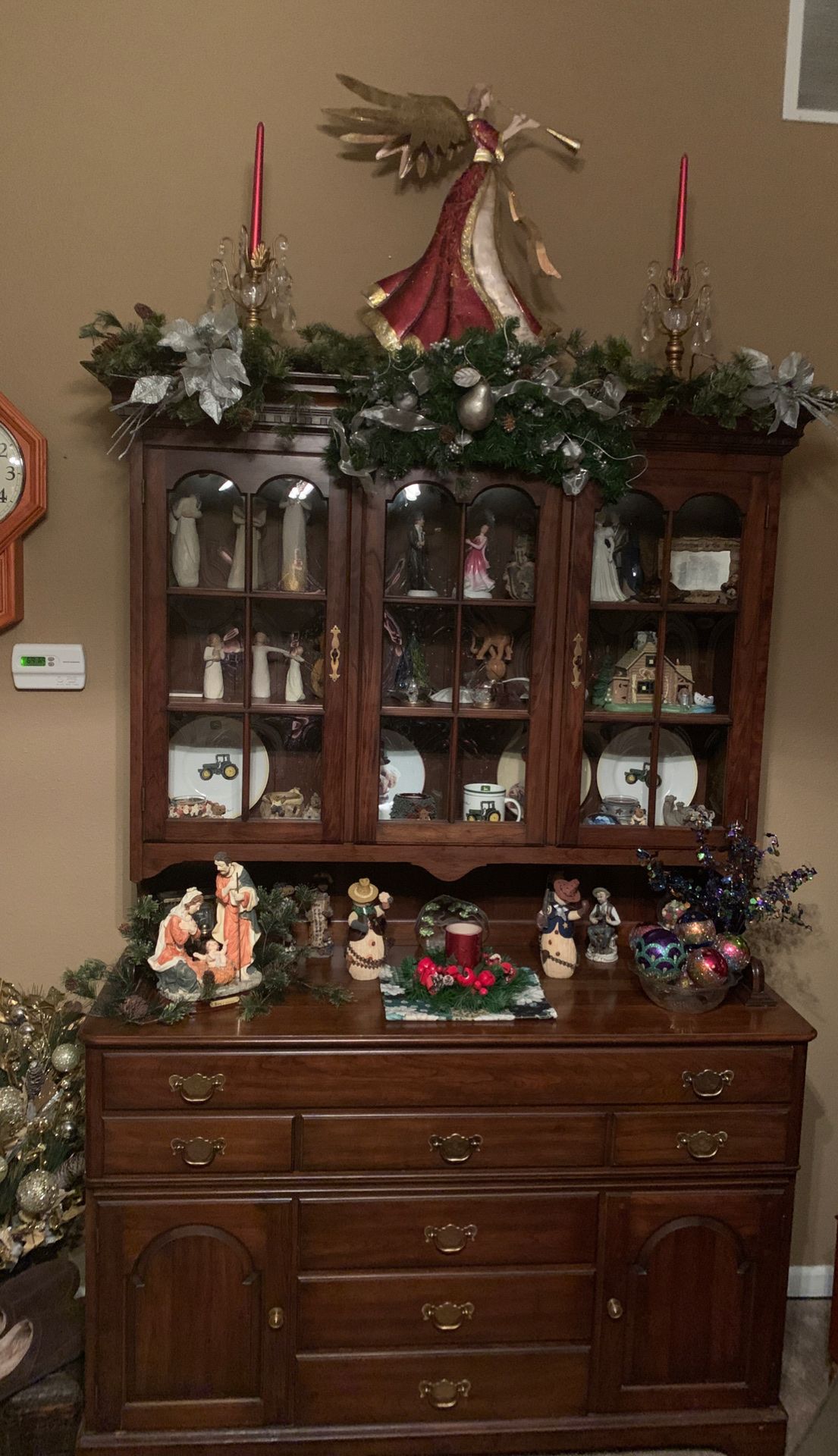 China cabinet for 250