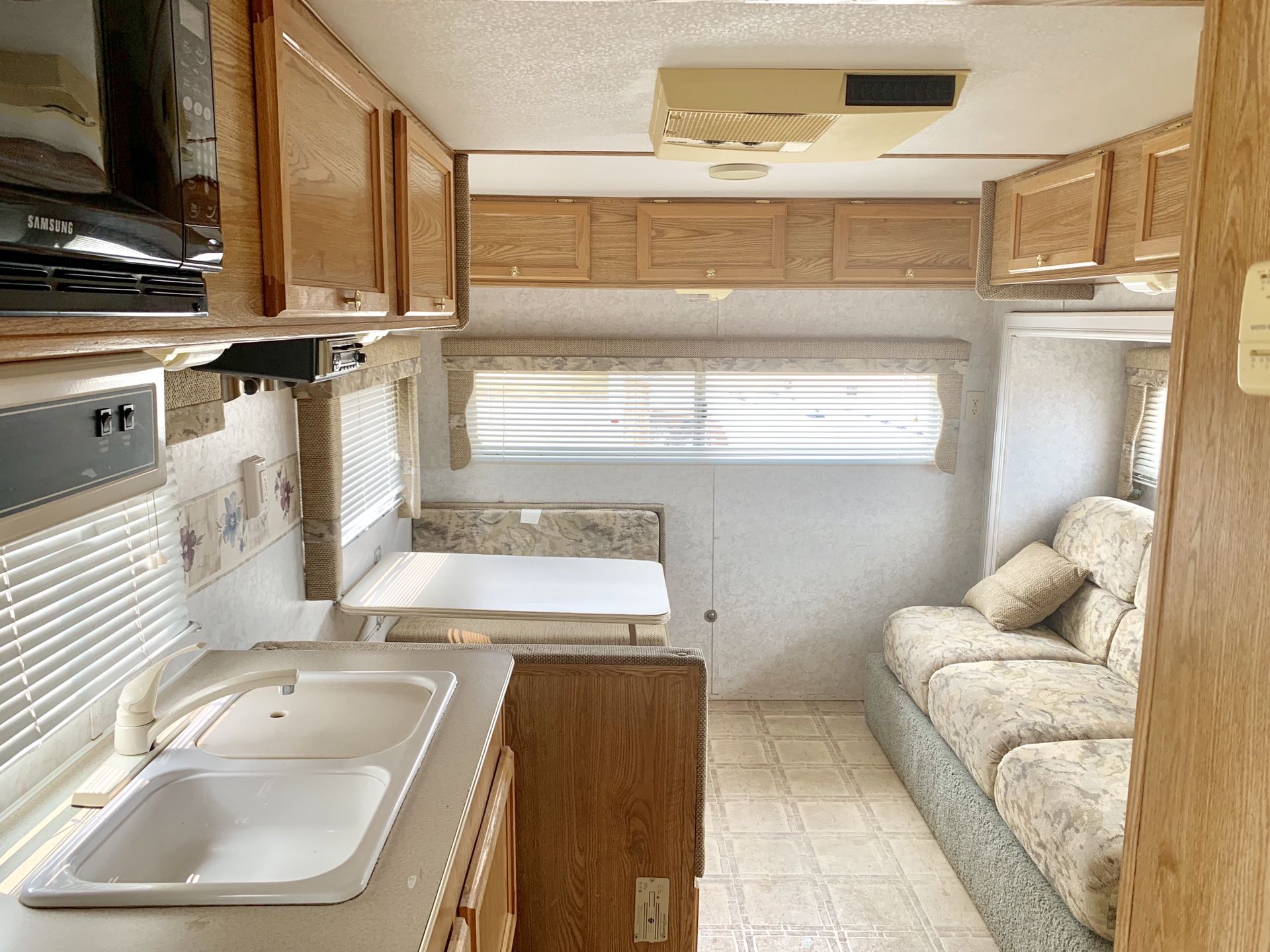 2005 Tahoe extreme light 22 foot fifth wheel travel trailer in ...