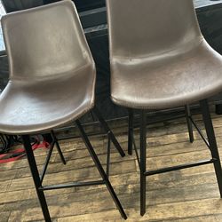 2 - Counter & Bar Stools
